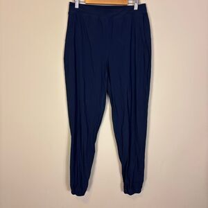 Lululemon Women's Navy Blue Recycled Nylon Jogger Pants Size 8